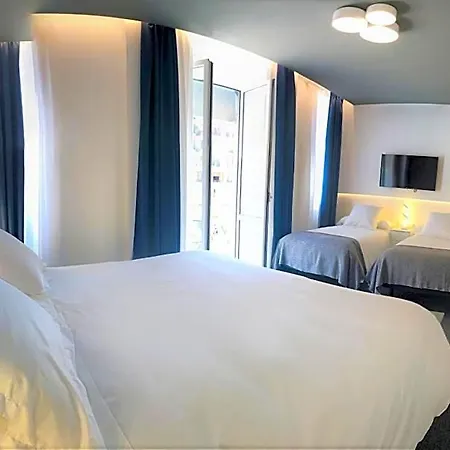 Otel Plaza View 3*